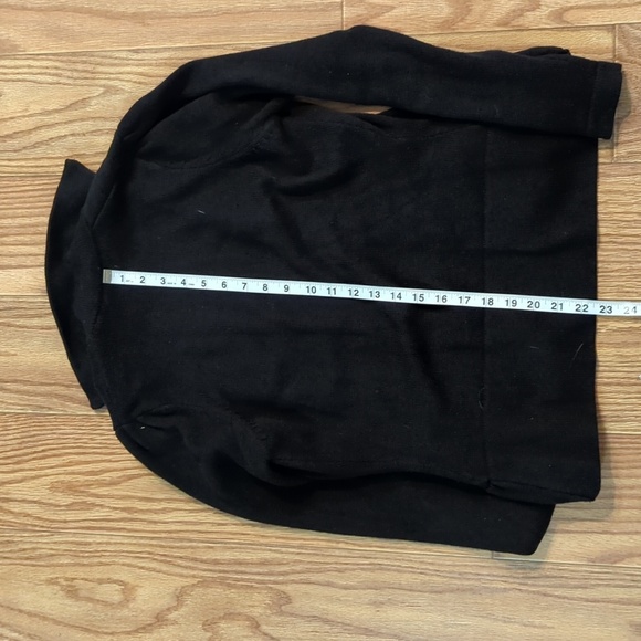 Terryl for Thalian black cotton blend button front peplum sweater, women's S - Picture 3 of 6